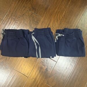 Figs navy blue yola scrub pants size small